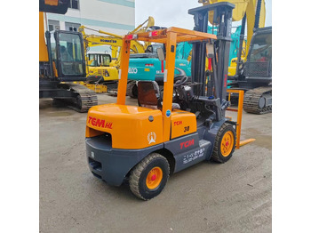 Diesel forklift TCM