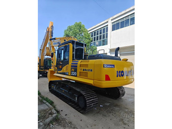 Crawler excavator Komatsu PC220-8: picture 2 Crawler excavator Komatsu PC220-8: picture 2