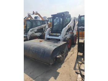 Skid steer loader BOBCAT S18
