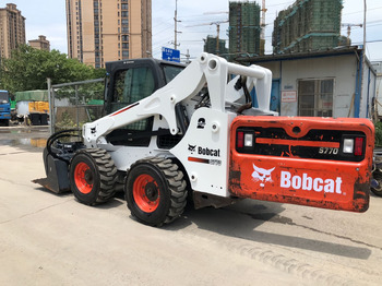 Skid steer loader BOBCAT S770