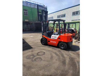 Diesel forklift HELI 3.5Ton Forklift Click Here for Discount: picture 3
