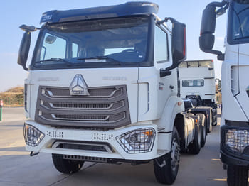 Tractor unit SINOTRUK HOWO