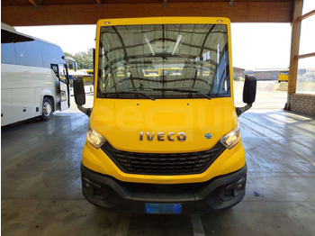 School bus Iveco Indcar: picture 2