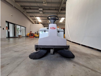 Industrial sweeper RCM Atom E Plus/1 UN: picture 3