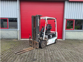 Forklift UNICARRIERS