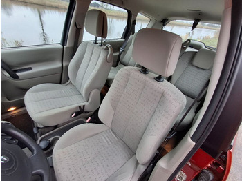 Truck Renault MEGANE SCENIC: picture 5