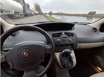 Truck Renault MEGANE SCENIC: picture 4