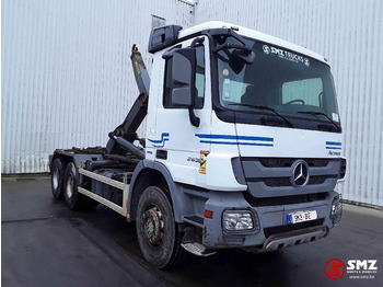 Container transporter/ Swap body truck MERCEDES-BENZ Actros 2636