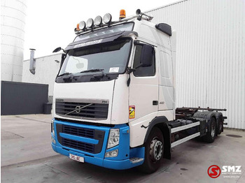 Container transporter/ Swap body truck Volvo FH 420 6x2: picture 3