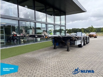 Container transporter/ Swap body semi-trailer D-TEC