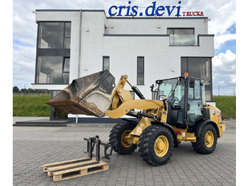Wheel loader CATERPILLAR 906M