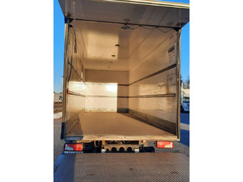 Box truck MAN TGL 12.220: picture 5