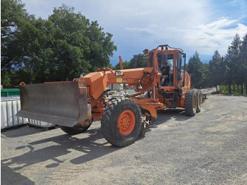 Grader CATERPILLAR 12M