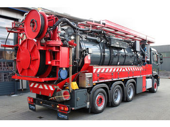 Vacuum truck Mercedes-Benz AROCS 3246 8x4 Kroll 16m³ WRG Winterheizung -15C: picture 4