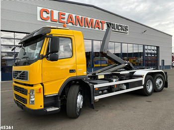 Hook lift truck VOLVO FM 400
