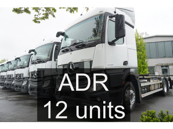 Container transporter/ Swap body truck MERCEDES-BENZ Actros 2545