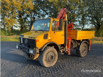 Dropside/ Flatbed truck UNIMOG