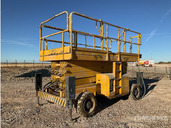 Scissor lift HAULOTTE