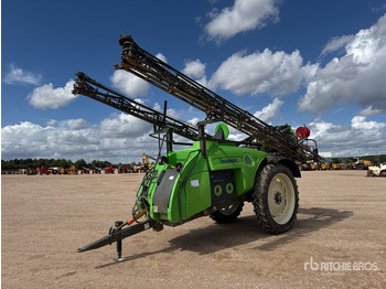 Trailed sprayer TECNOMA