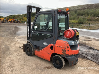 LPG forklift 2014 Toyota 02-8FGF25 2014 Toyota 8FG25 Forklift Forklift: picture 4