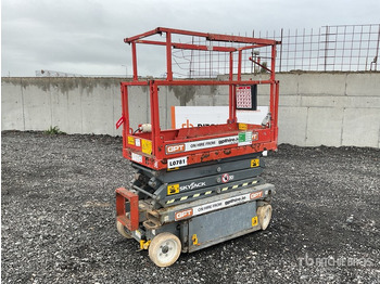 Scissor lift SKYJACK