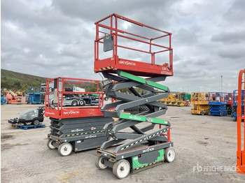 Scissor lift SKYJACK