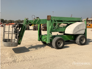 Articulated boom NIFTYLIFT