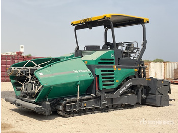 Asphalt paver VÖGELE