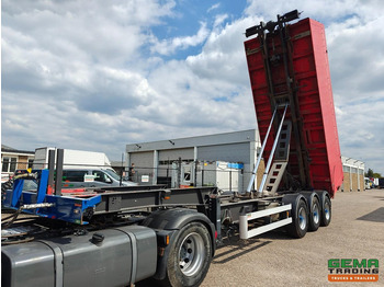 Container transporter/ Swap body semi-trailer RENDERS