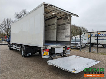 Refrigerator truck Scania P230 4x2 Daycab Euro4 KoelVriesBak 8.2m - Carrier Supra 950Mt + Laadklep 2000kg: picture 3 Refrigerator truck Scania P230 4x2 Daycab Euro4 KoelVriesBak 8.2m - Carrier Supra 950Mt + Laadklep 2000kg: picture 3