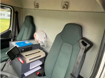 Tank truck VOLVO FL: picture 3 Tank truck VOLVO FL: picture 3