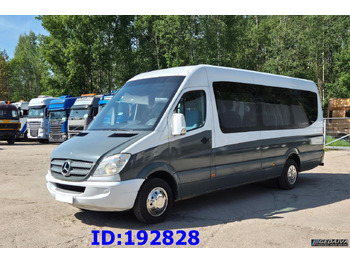 Coach MERCEDES-BENZ Sprinter 519