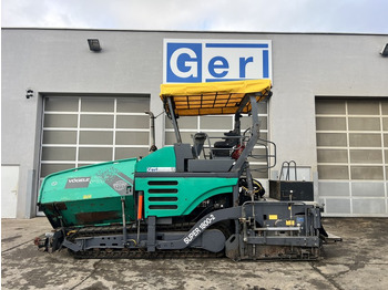 Asphalt paver VÖGELE