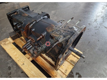 Gearbox Skrzynia biegów Claas Arion 620: picture 3 Gearbox Skrzynia biegów Claas Arion 620: picture 3
