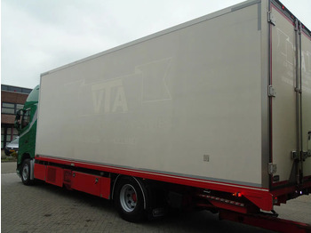 Refrigerator truck Volvo FH 460 + TRS + COMBI + EURO 6: picture 5 Refrigerator truck Volvo FH 460 + TRS + COMBI + EURO 6: picture 5