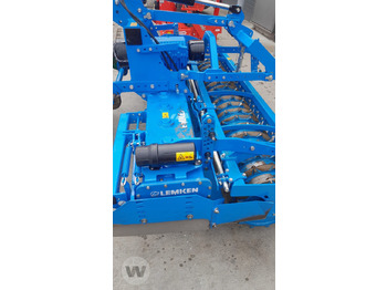 Power harrow LEMKEN