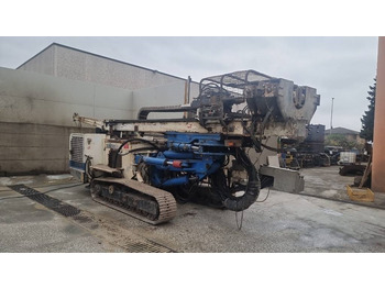 Pile driver SOILMEC
