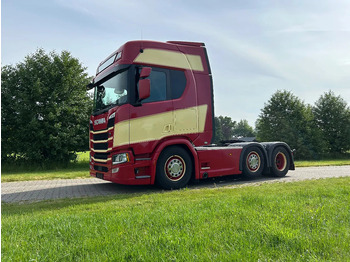Tractor unit SCANIA R 500