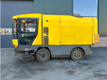 Road sweeper Ravo 530 VEEGMACHINE/SWEEPER!!: picture 2 Road sweeper Ravo 530 VEEGMACHINE/SWEEPER!!: picture 2