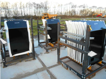 Door and parts CATERPILLAR