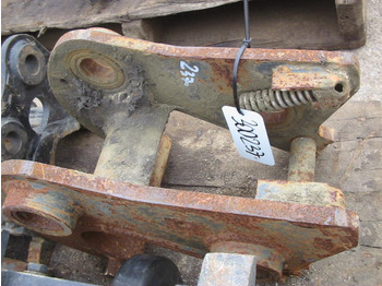 Quick coupler