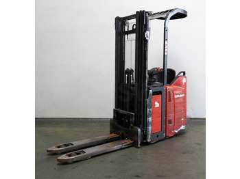 Stacker Linde D 12 SP 133: picture 2