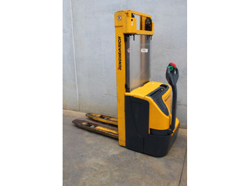 Stacker JUNGHEINRICH EJC