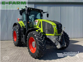 Farm tractor CLAAS Axion 920