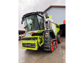Combine harvester CLAAS Lexion 8700