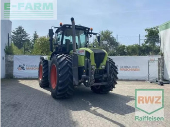 Farm tractor CLAAS Xerion 3300