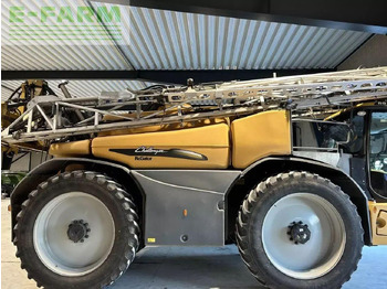 Trailed sprayer CHALLENGER