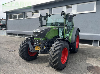 Farm tractor FENDT 211 Vario