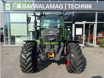 Farm tractor FENDT 211 Vario