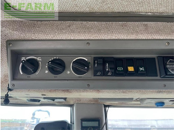 Farm tractor Fendt 411 vario: picture 4